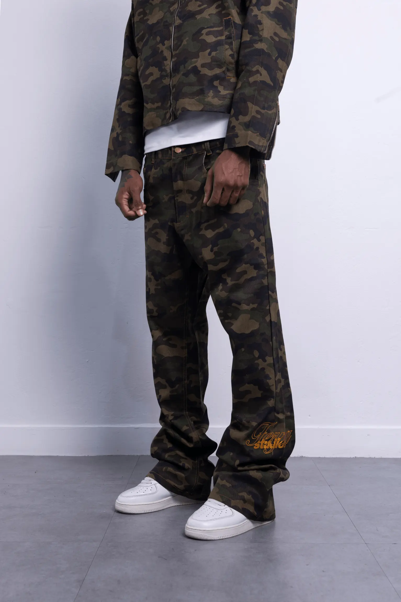 FLARED PANTS LUXURY CAMO